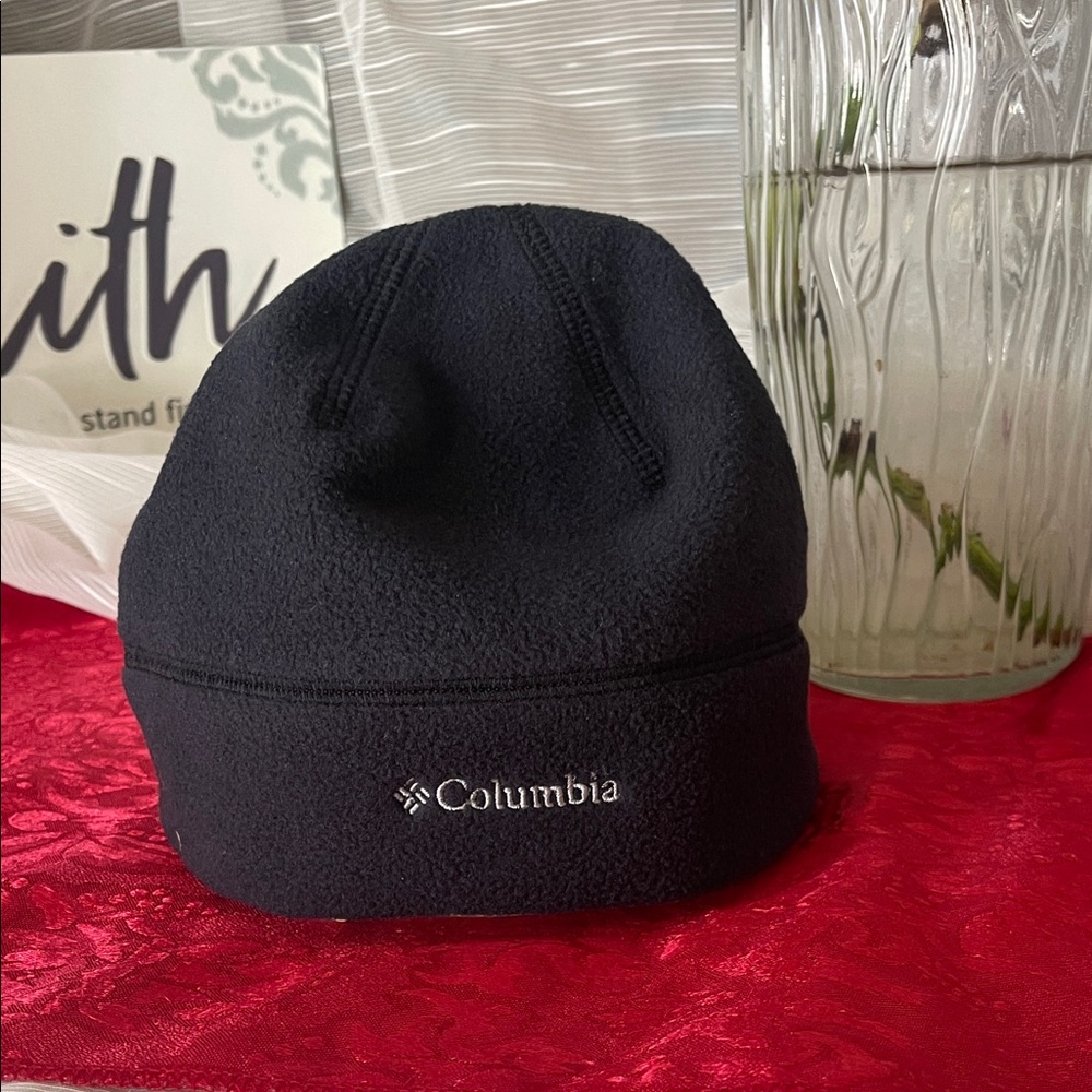 Columbia Midnight Black Fleece Beanie